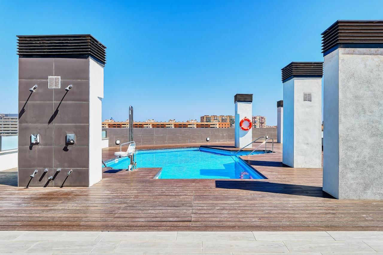 AB Vialia Estación , Parking&Pool Málaga Exterior foto